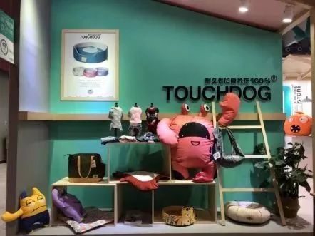 開寵物店真的暴利嗎？揭秘寵物經(jīng)濟(jì)背后的低收入真相——以寵物用品銷售為例